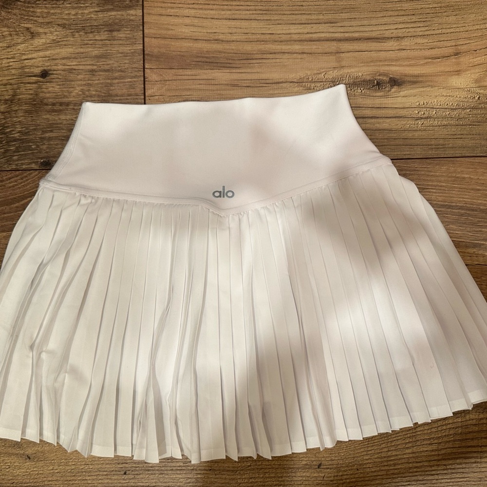 ALO Yoga White Pleated Skater Skirt